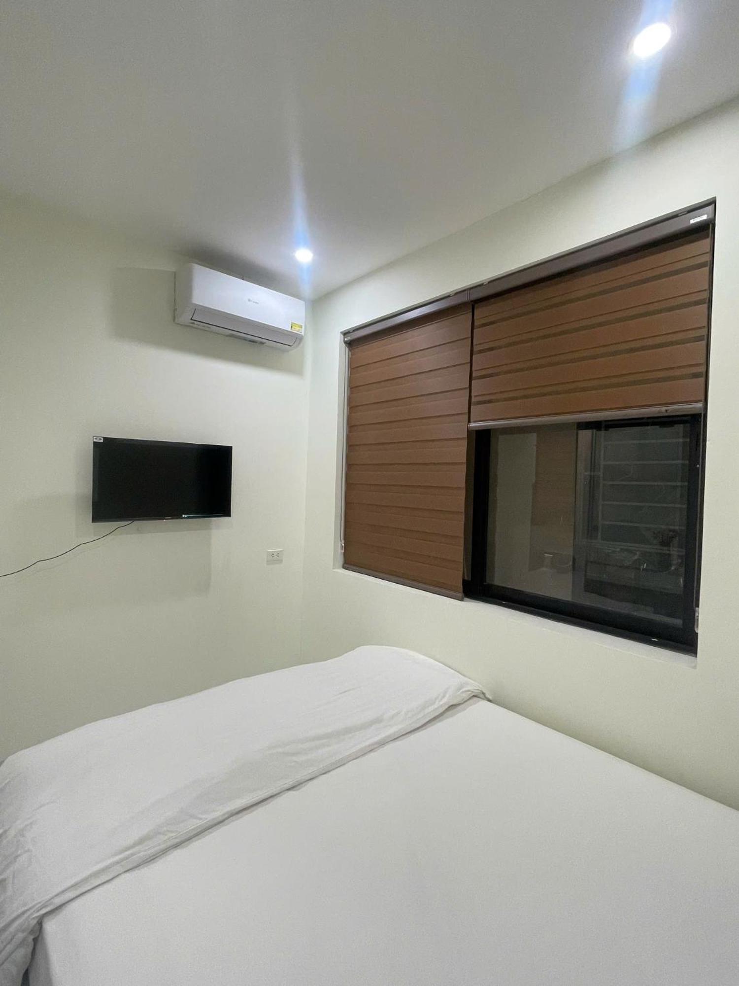 Era Apartment Xuan Thuy Hanói Exterior foto