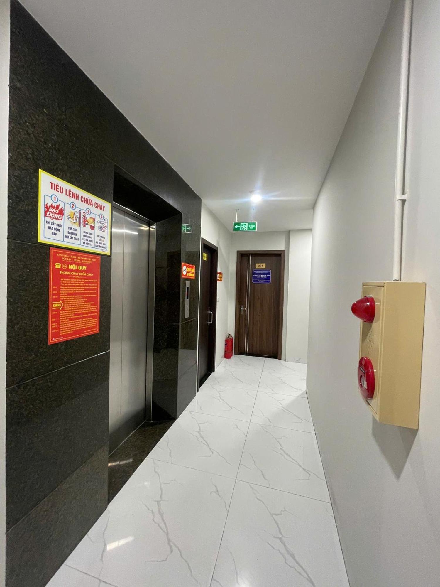 Era Apartment Xuan Thuy Hanói Exterior foto